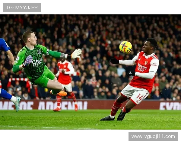 超直播英超：绿茵豪门对决，激情赛事全程放送